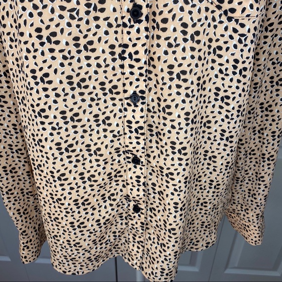 🔥SOLD🔥 The Limited Leopard Print Button Down Shirt Small - Picture 4 of 16